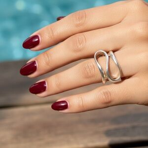 Elegant Sterlings Silver 925 Women's Ring